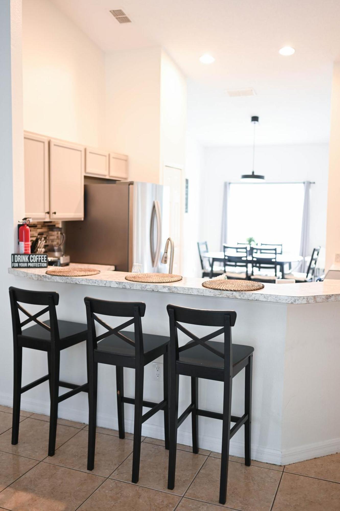Home Away From Home Close To Parks - Pet Friendly Davenport Exterior photo